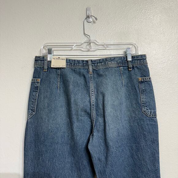 Free People In the West Izzy Flare Jeans Sz 28 NWT - Picture 11 of 15